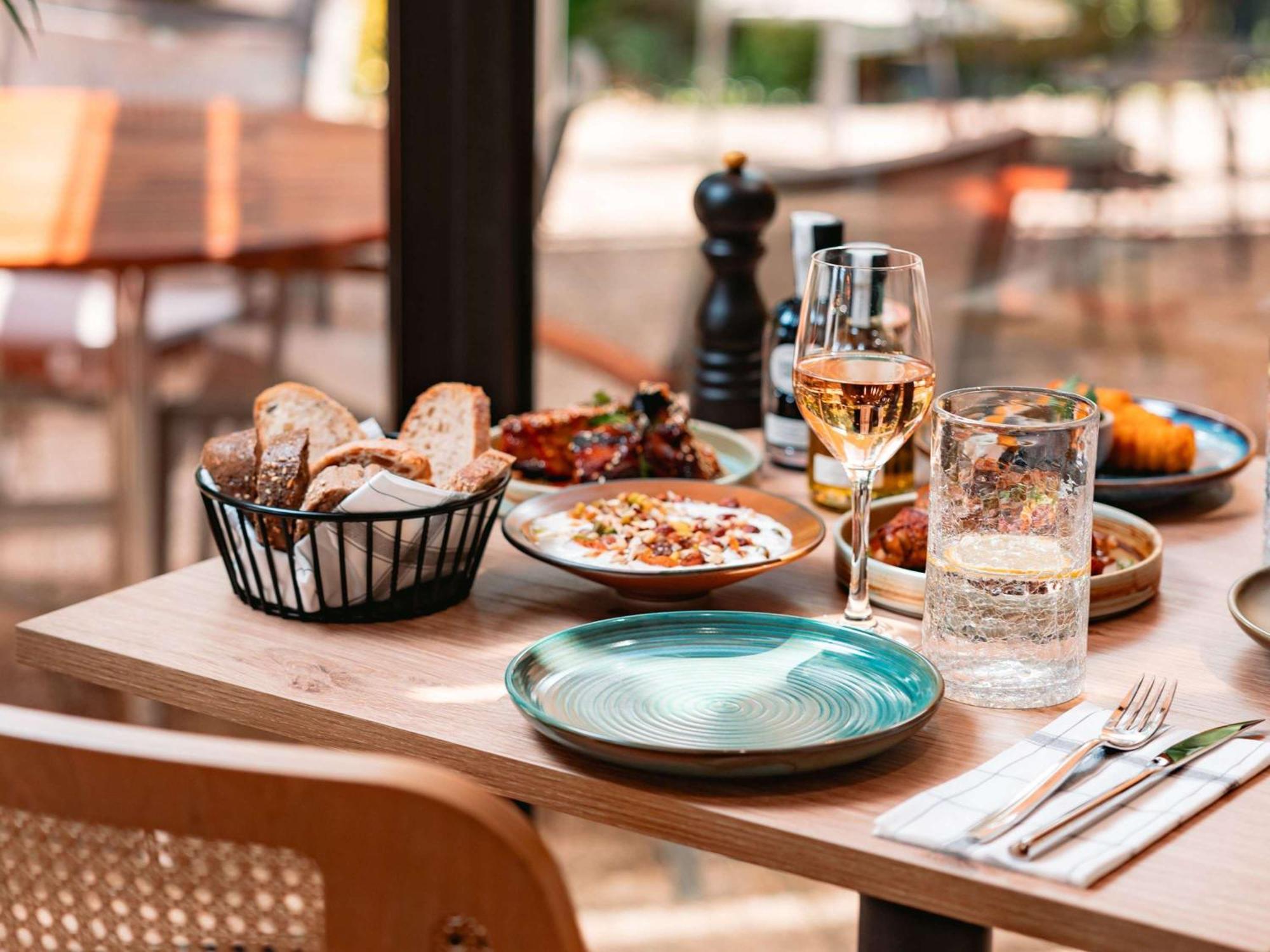 Novotel Aix-En-Provence Pont De L'Arc Εξωτερικό φωτογραφία
